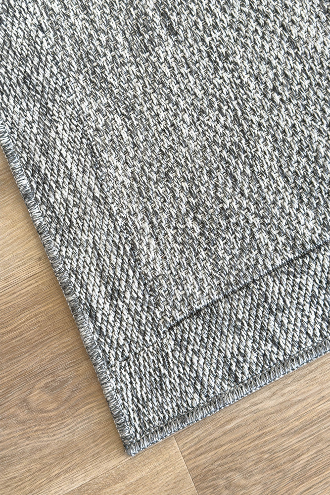 All Seasons Outdoor Grey Runner