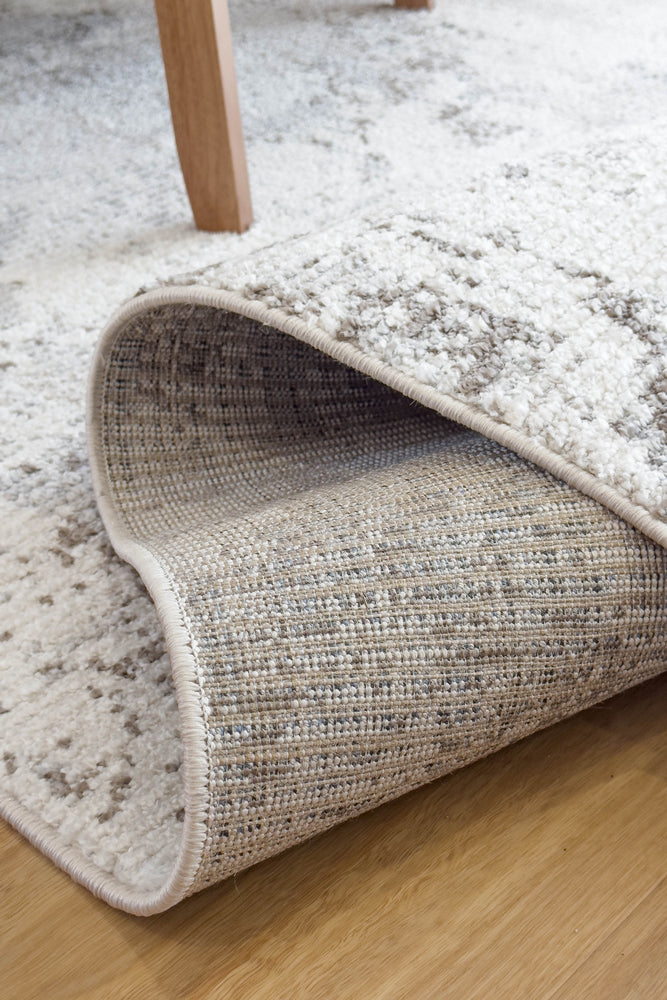 Capri 679 Limestone