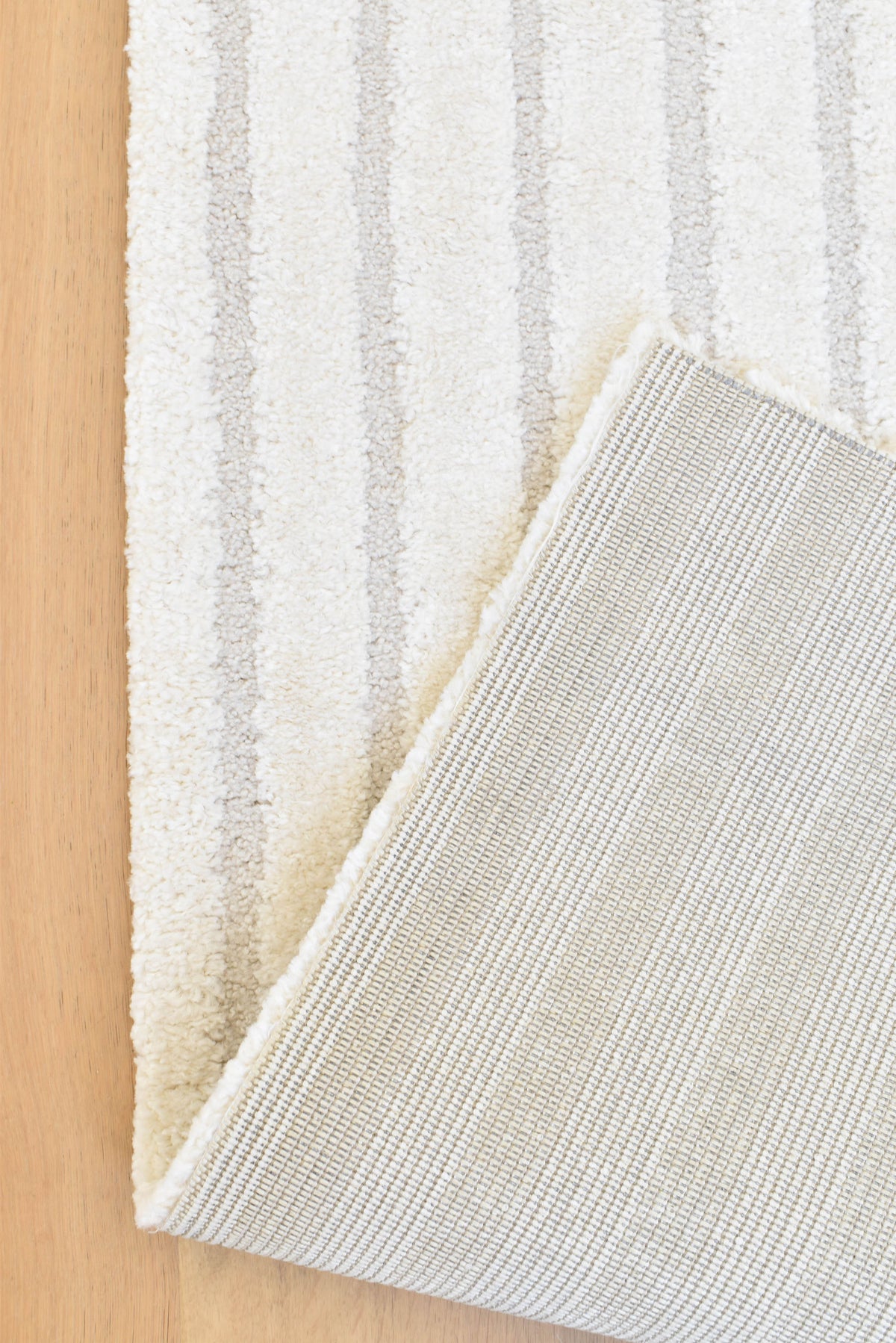 Coco 02 Antique White
