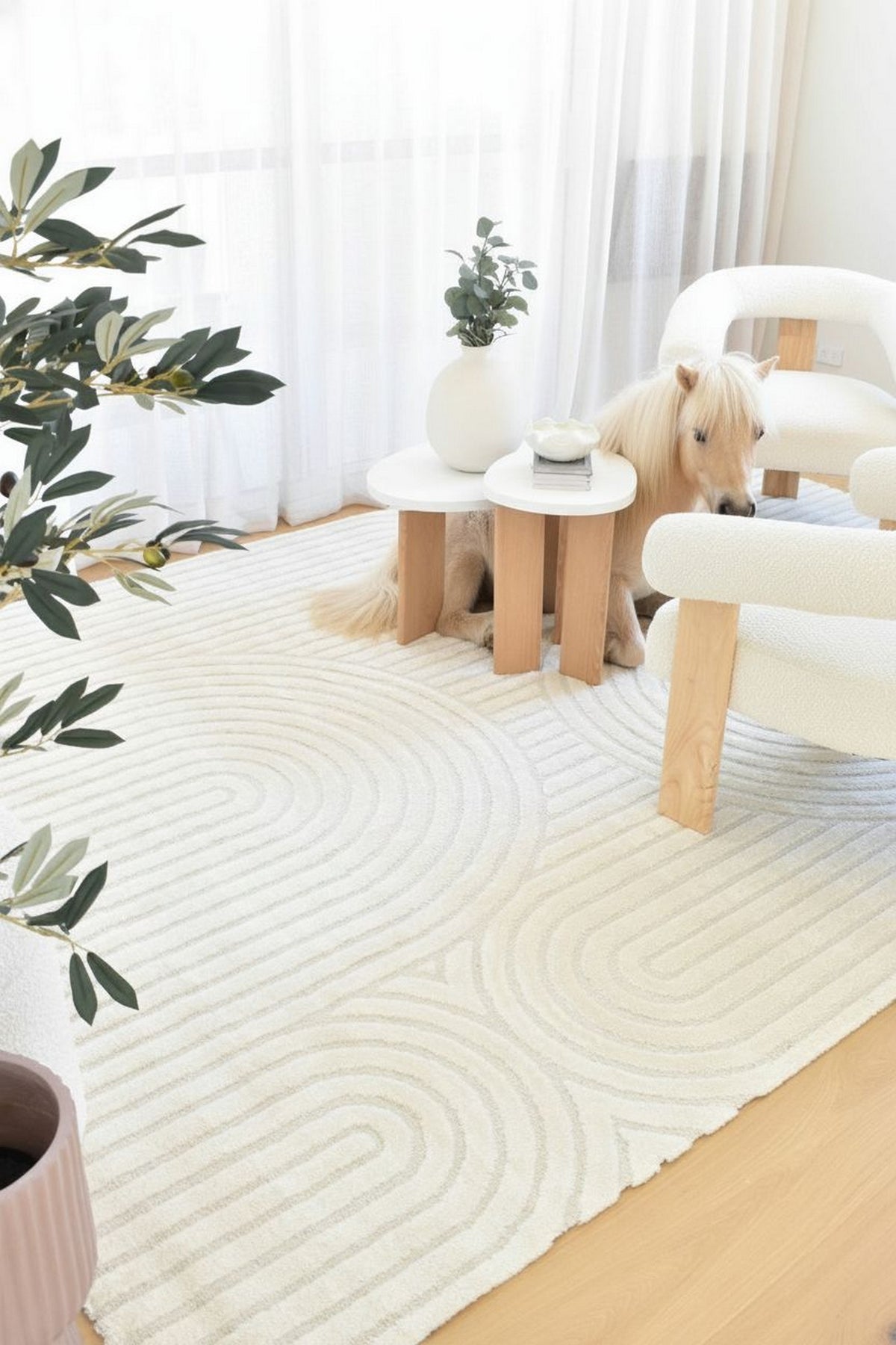 Coco 02 Antique White