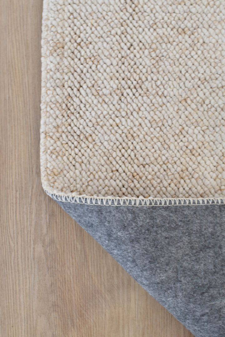 Drift Pebble Beige Runner