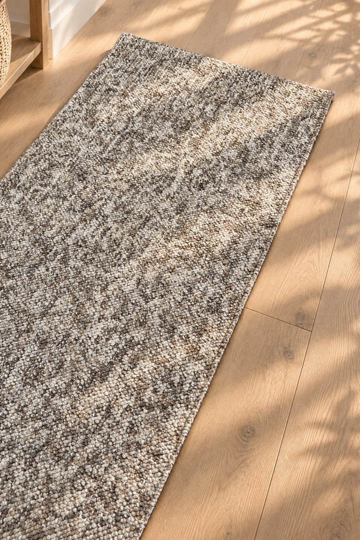 Drift Pebble Taupe Runner