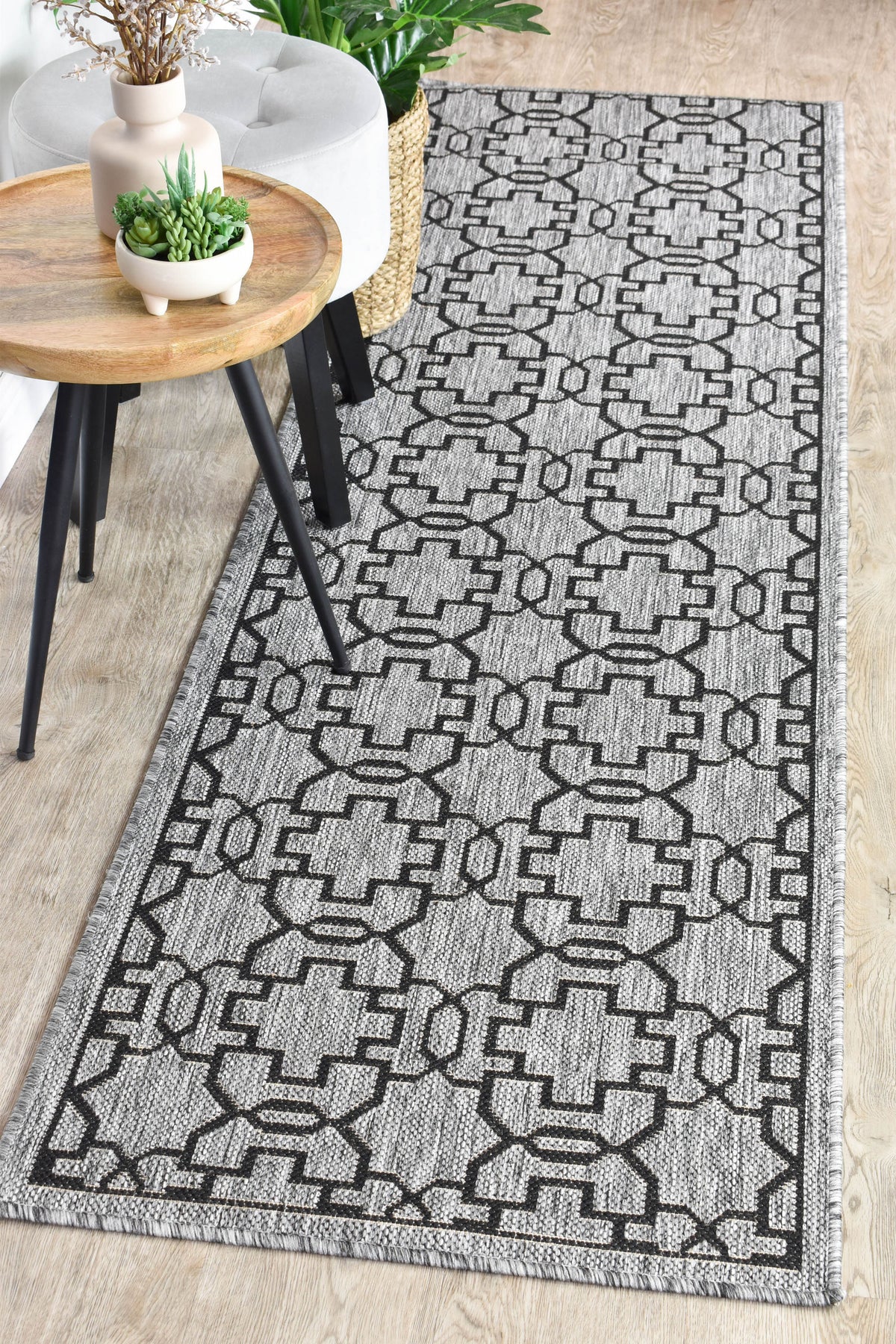 Long Island Grey Black Rug 208-DM9E