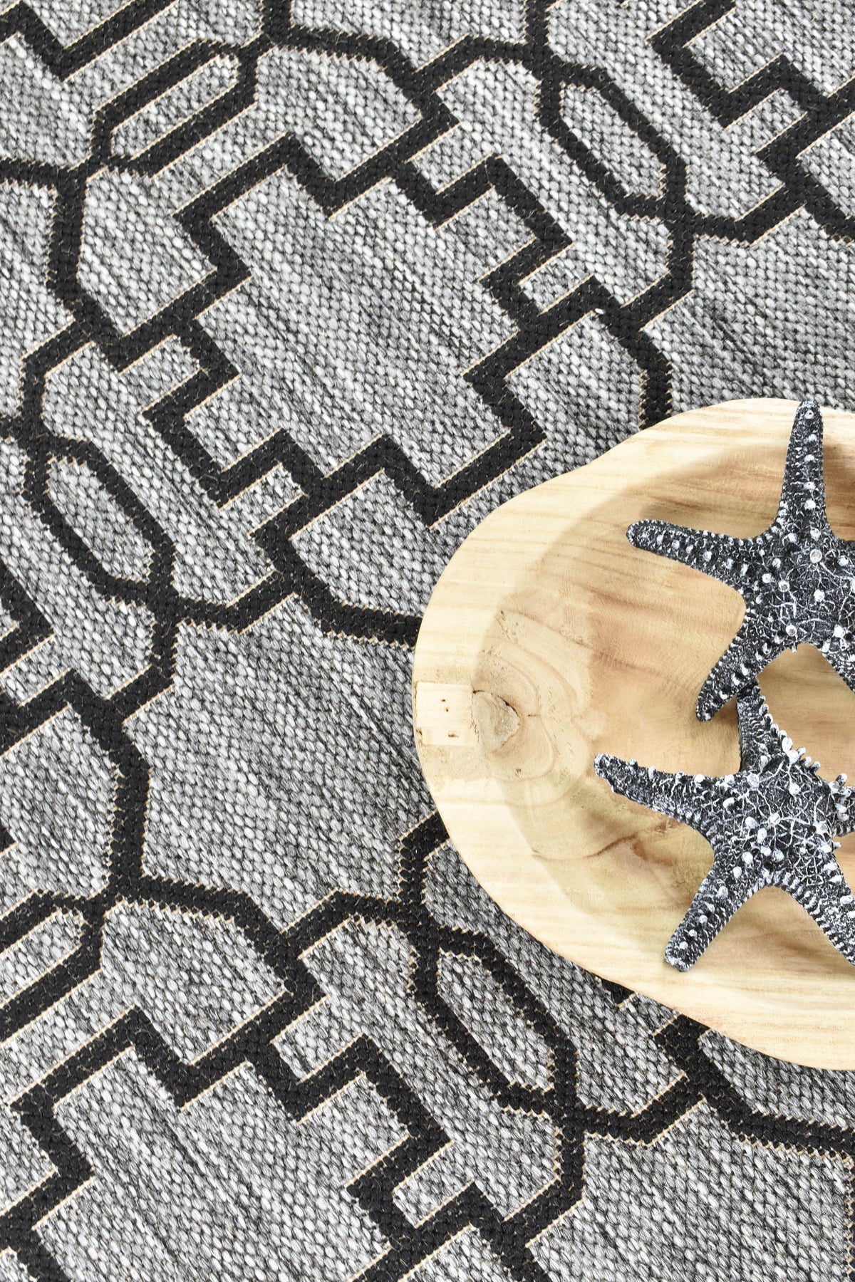 Long Island Grey Black Rug 208-DM9E