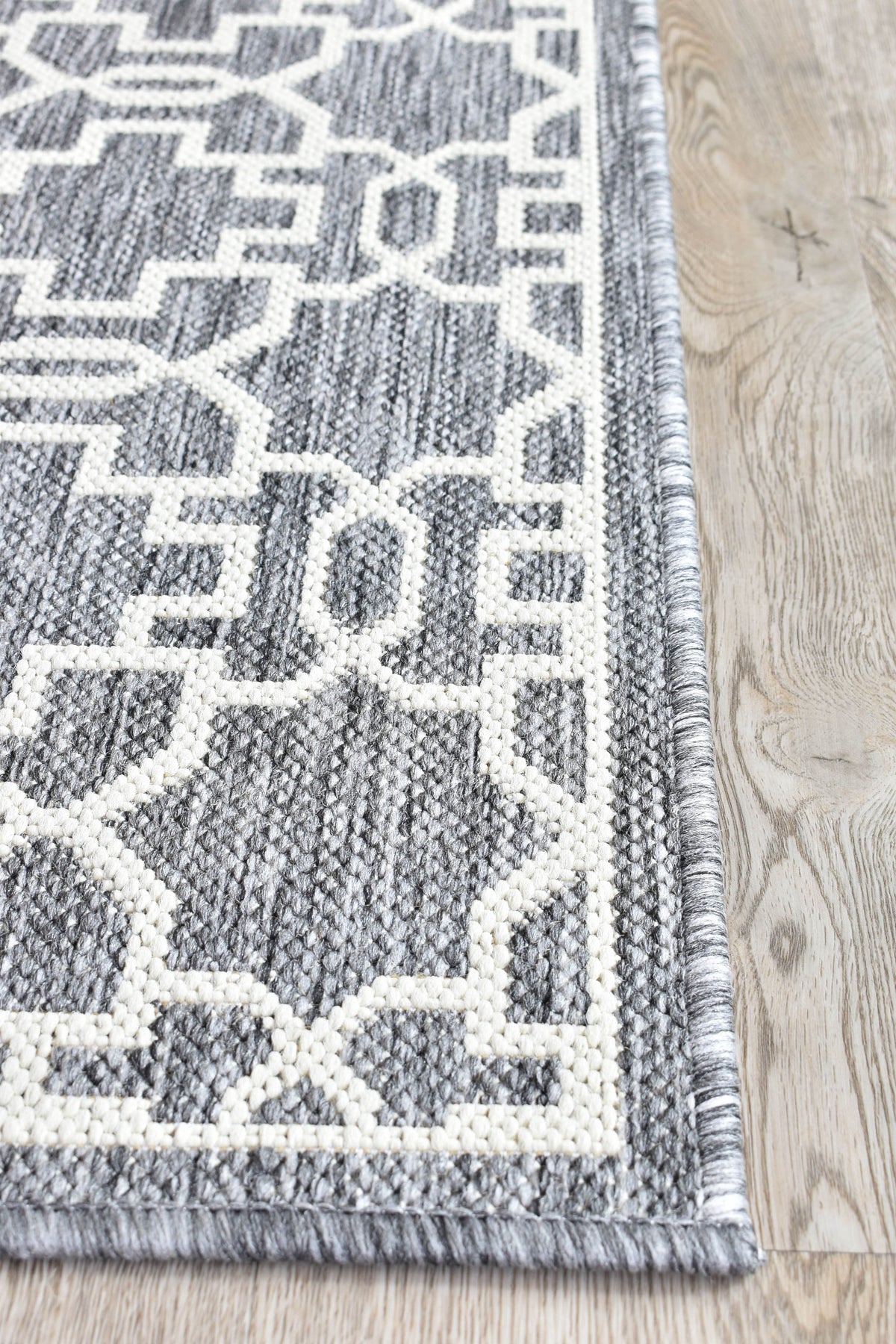 Long Island Runner Grey Cream 208-GU6E
