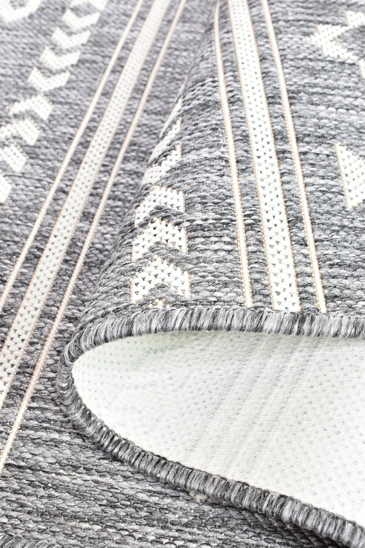 Long Island Grey Cream Rug 3333-GU6E