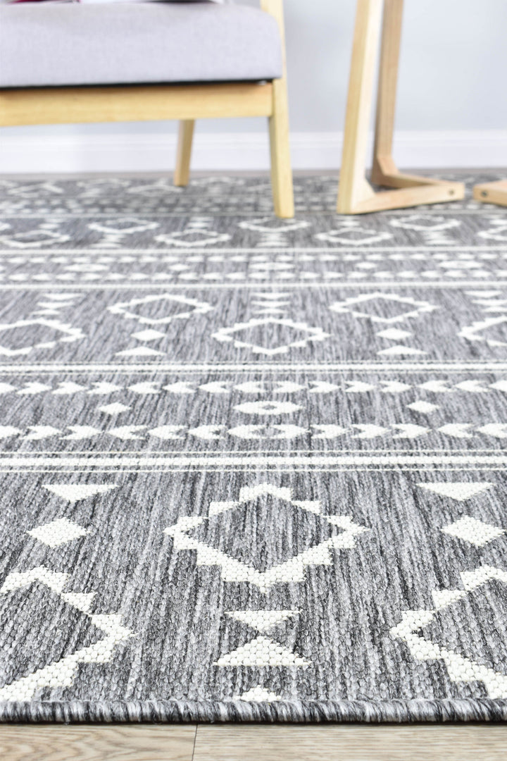 Long Island Grey Cream Rug 3333-GU6E