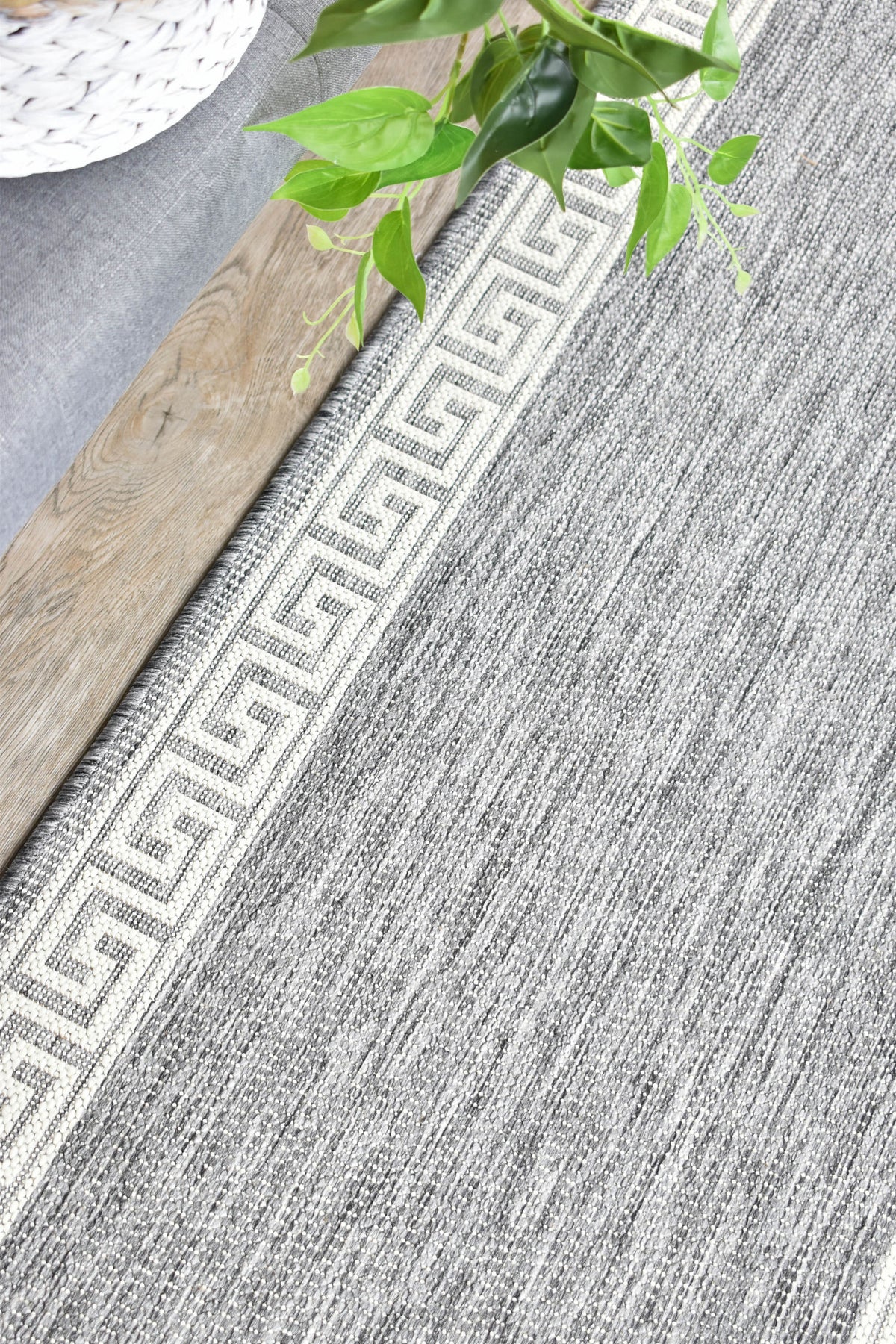 long island Light Grey Rug 7781-GU6E