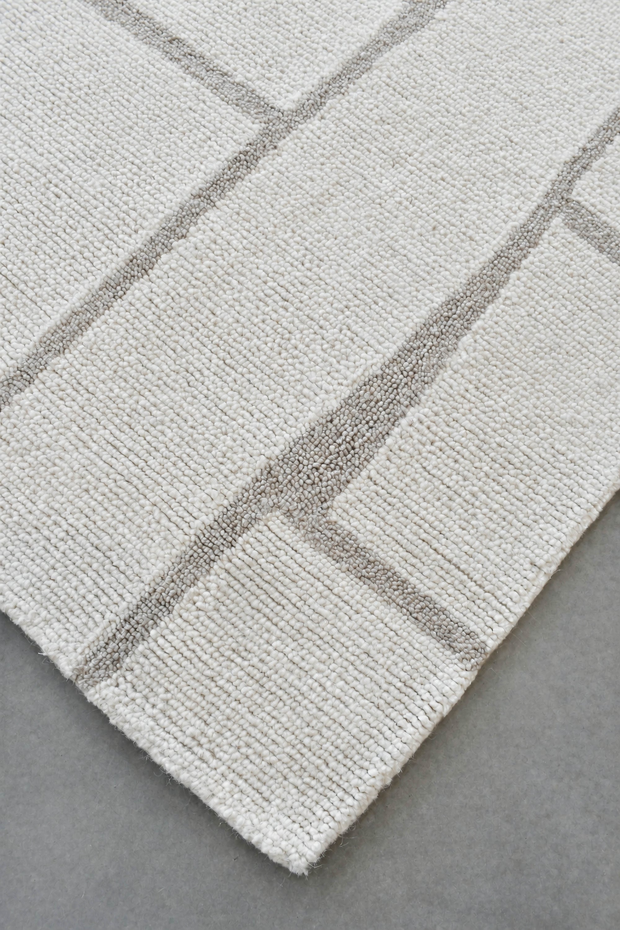 Luna Monterose Ivory Stone