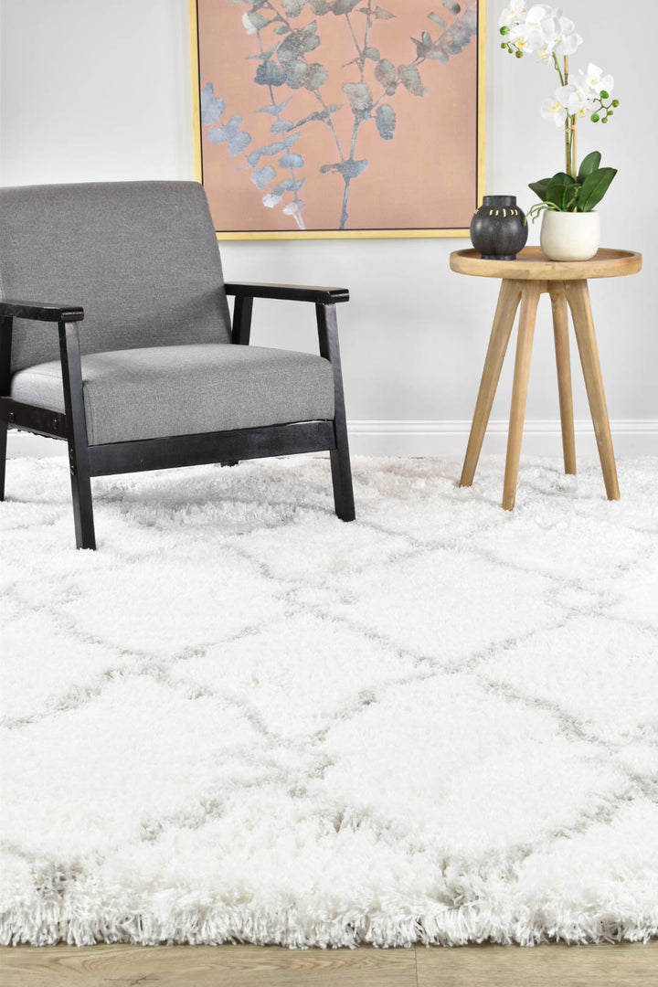 Mascot White Rug 8744A