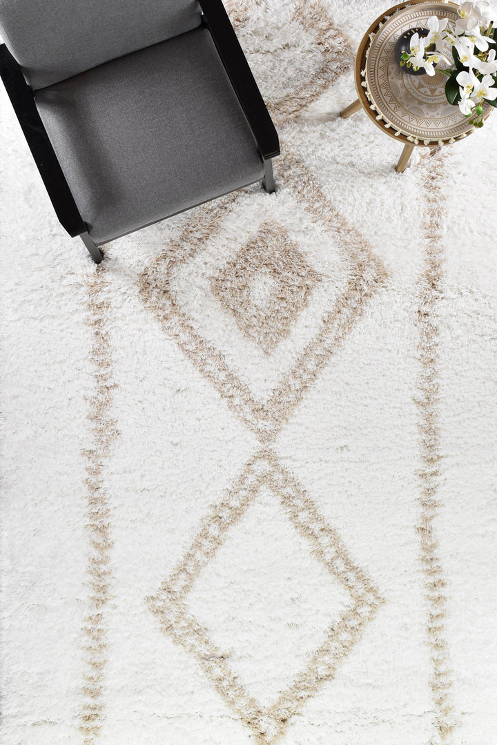 Mascot Beige White Rug 8745A