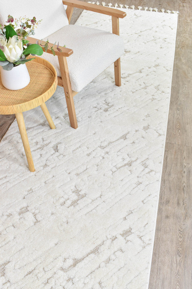 Mia A1327A Cream Runner
