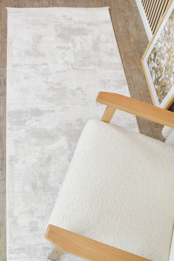 Eternal 25541A Cream Runner