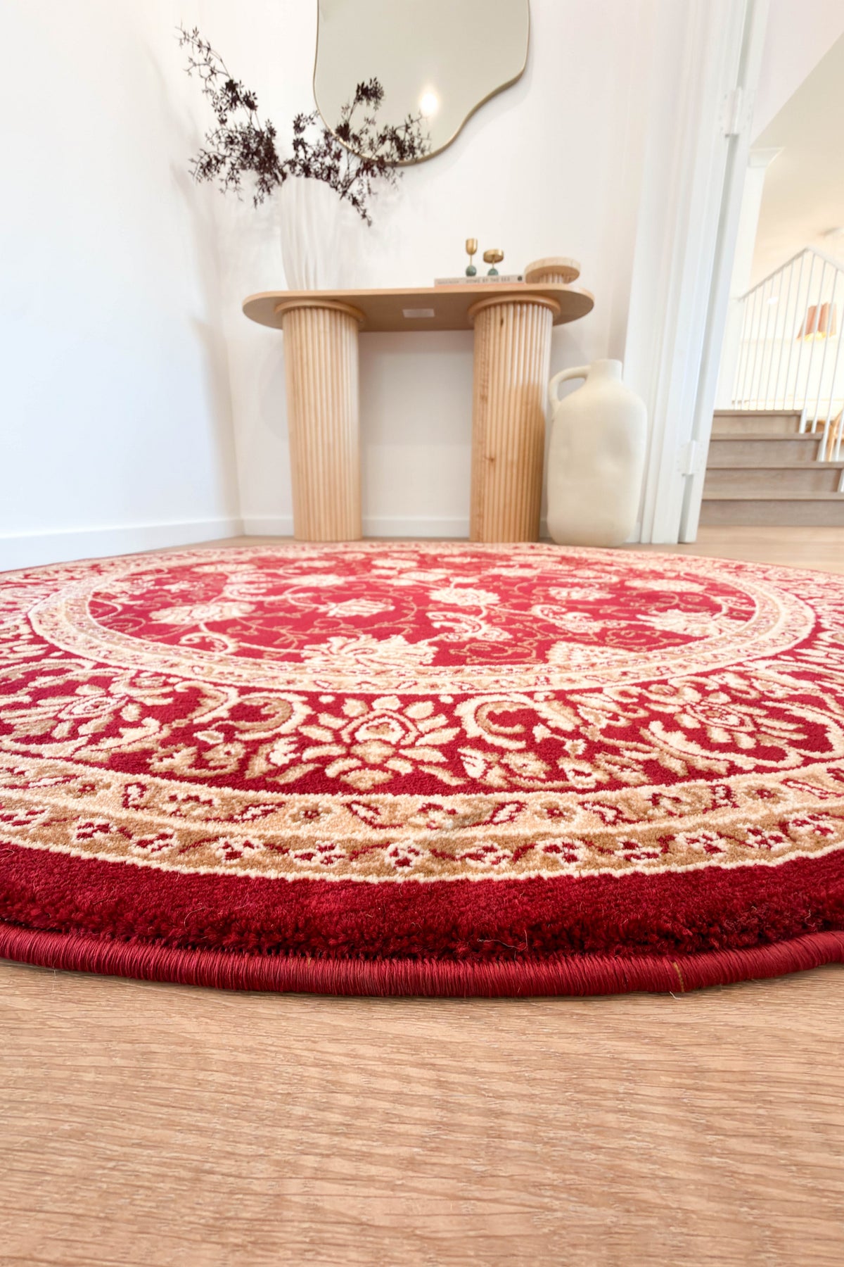Riviera Traditional 84 Red Round Rug