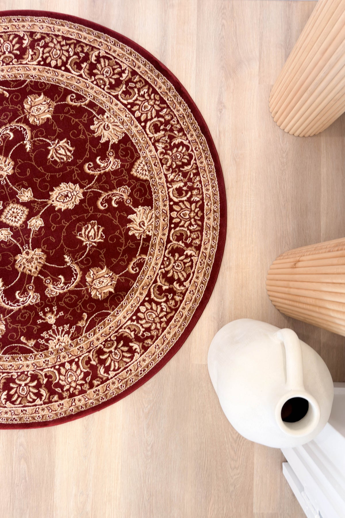 Riviera Traditional 84 Red Round Rug