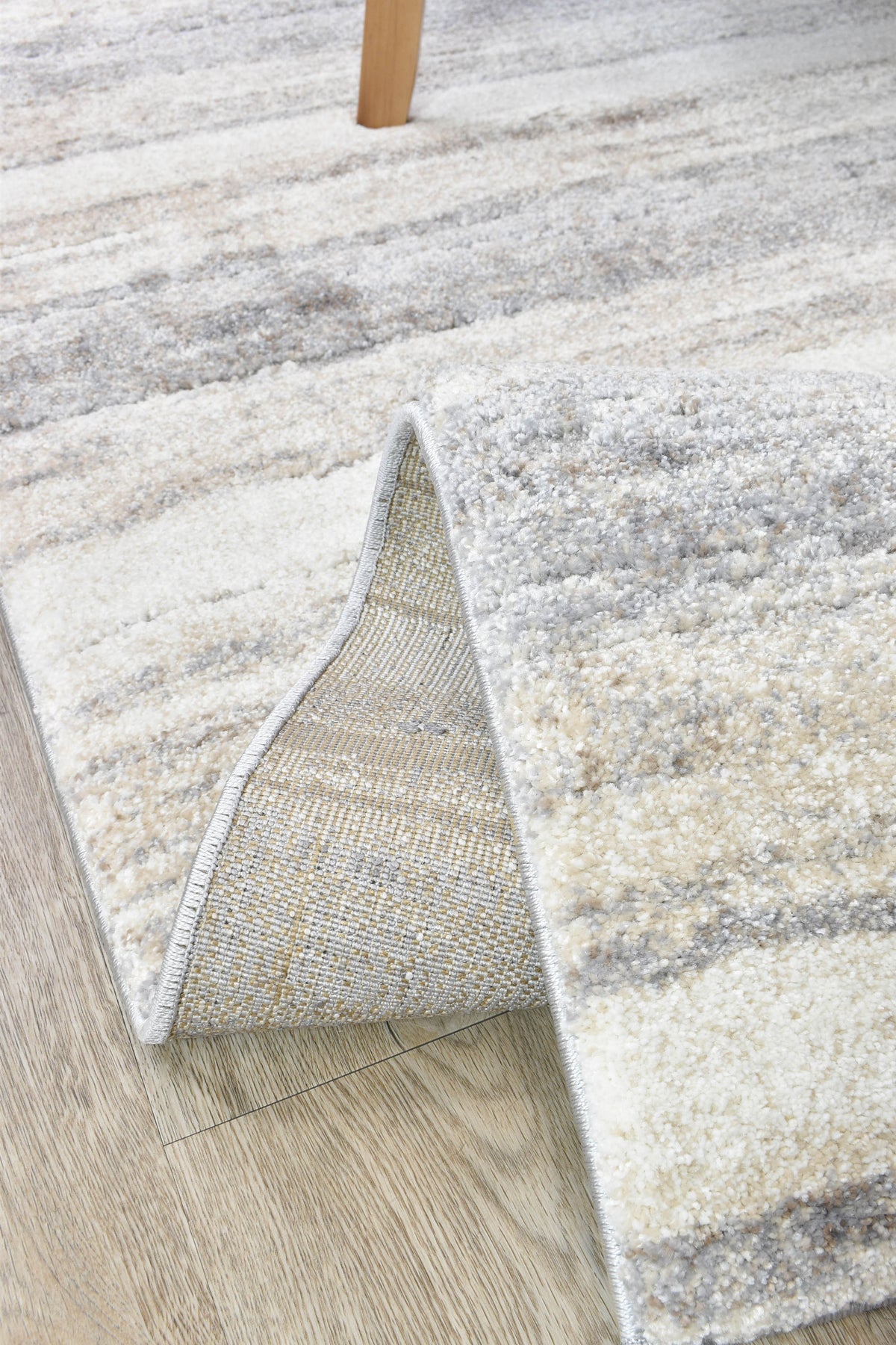Sofia 560A Silver Sand Runner