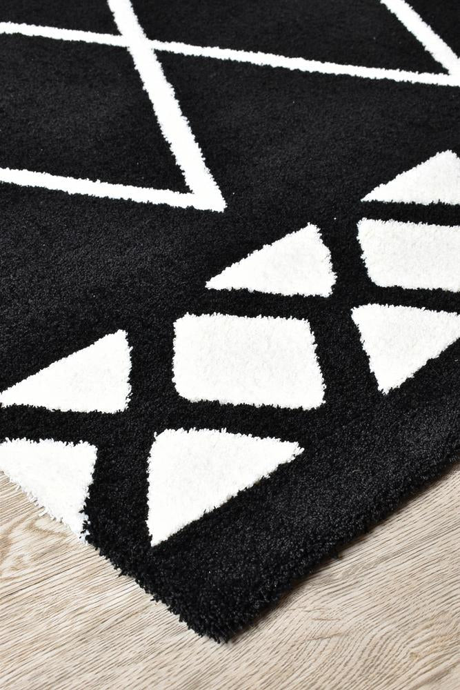 Maya Berber Black White Rug 63207-630