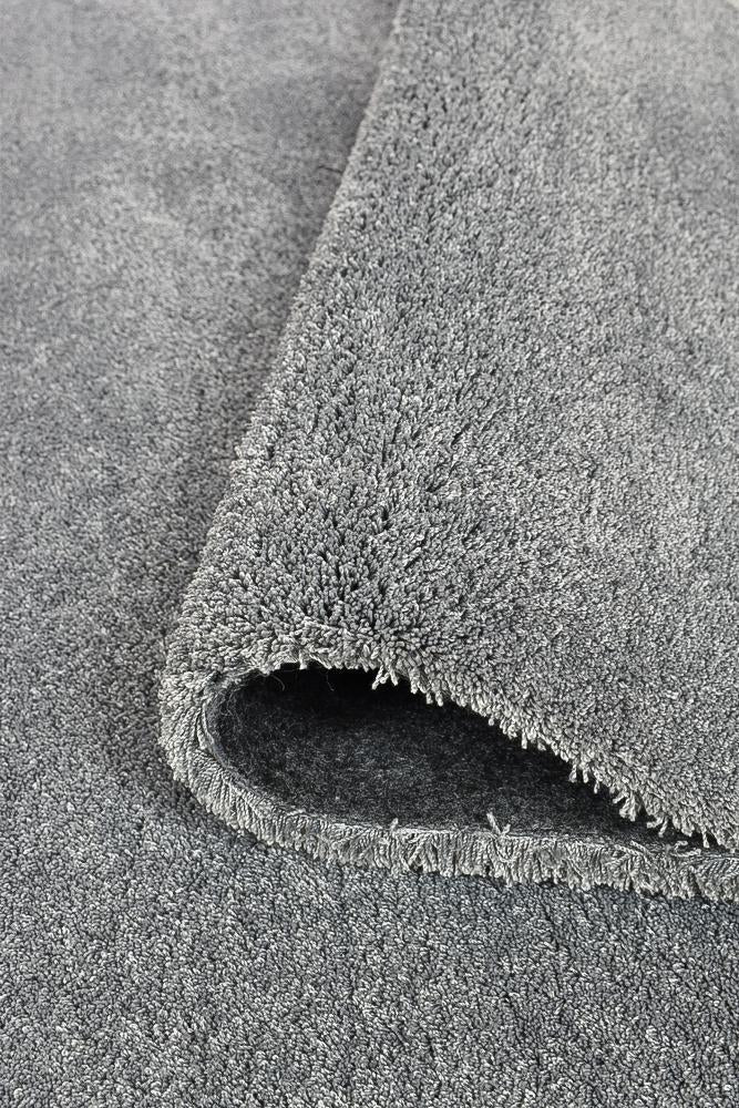 Gentle Super Soft Grey Rug-070