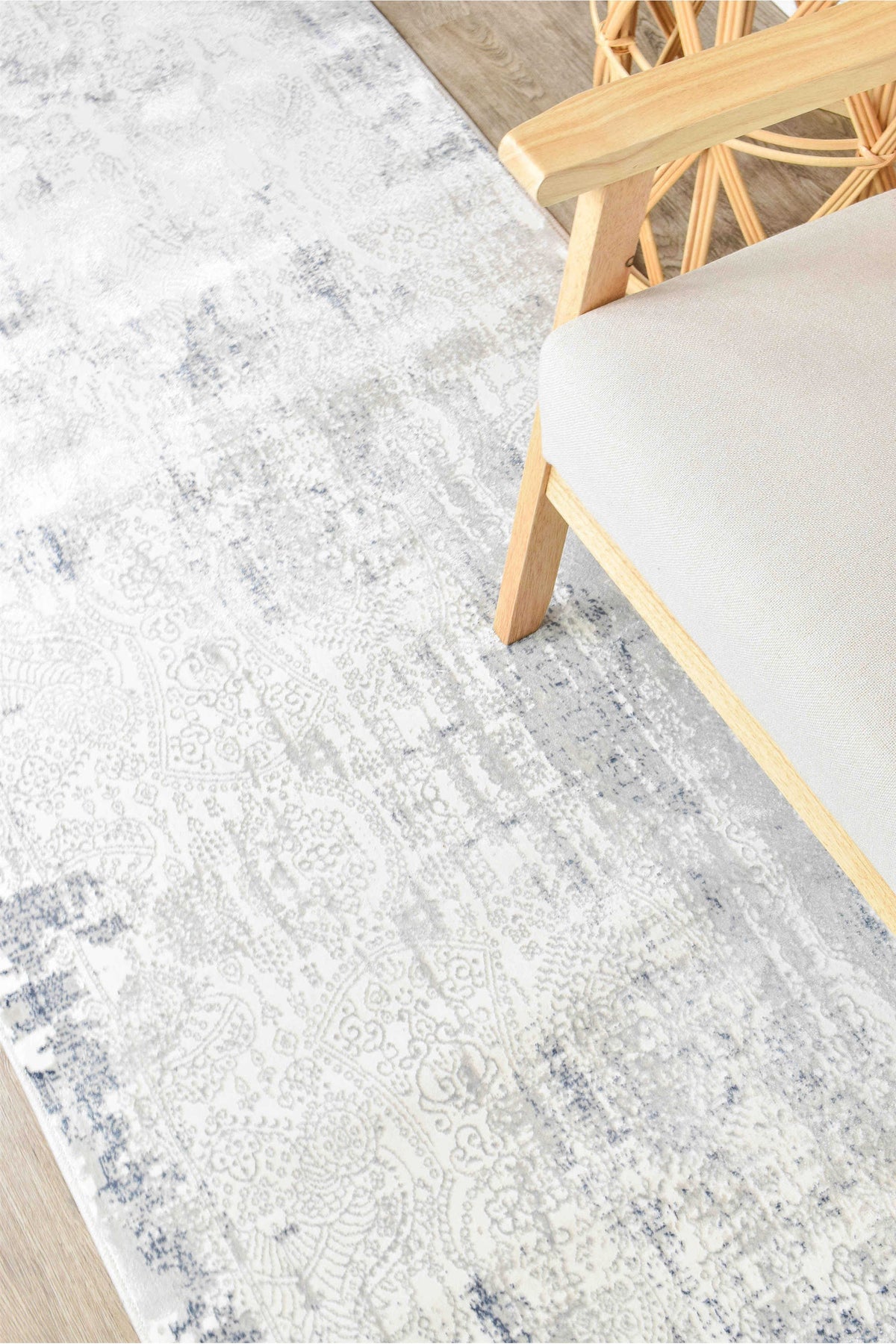 Arora 27084A White Belle