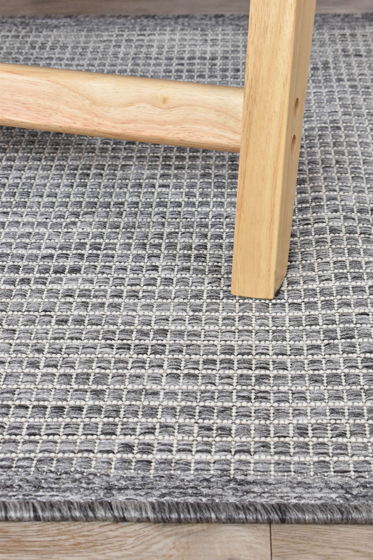 Long Island Light Grey Rug 1303-GU6E