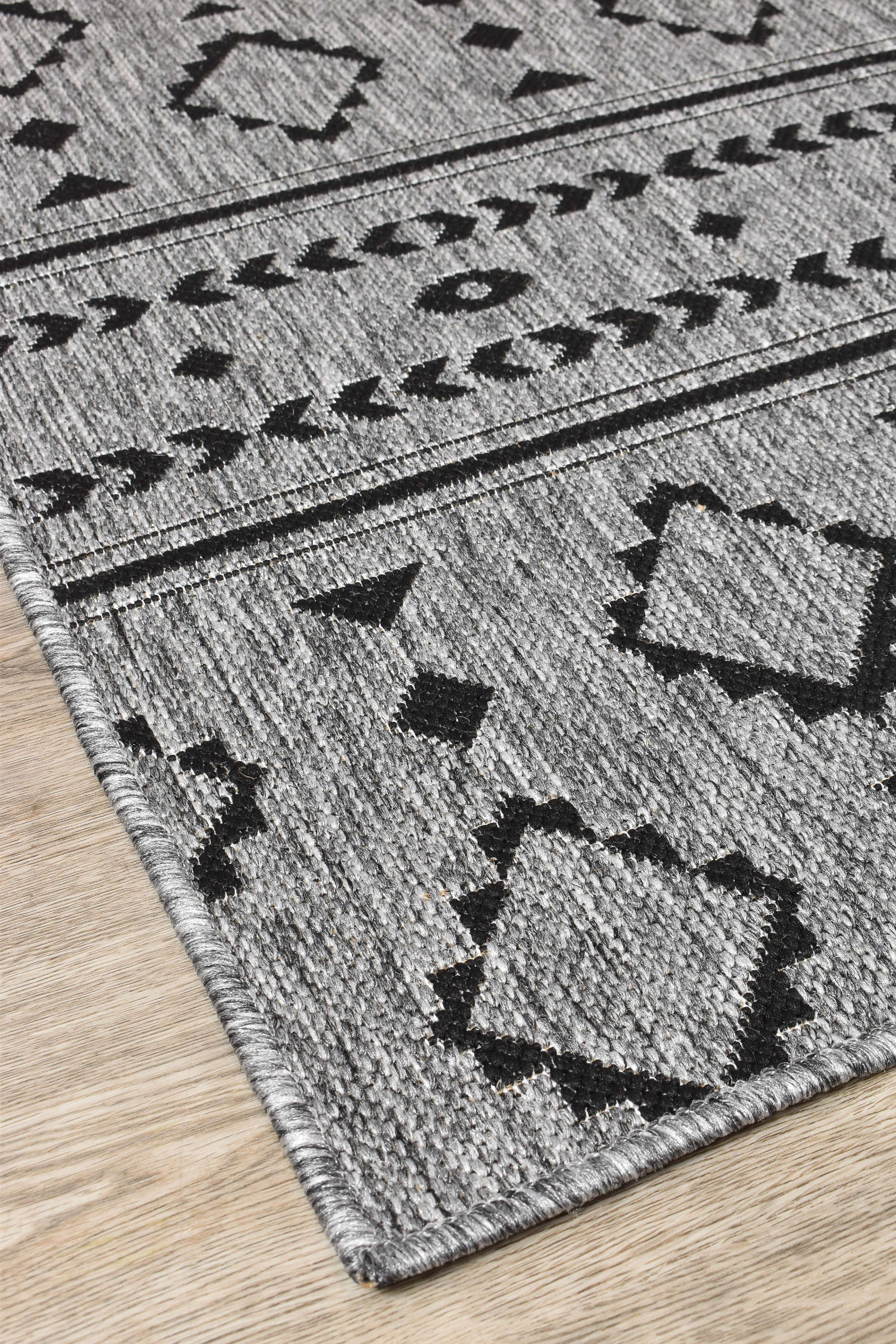 Long Island Dark Grey Rug 3333-DM9E