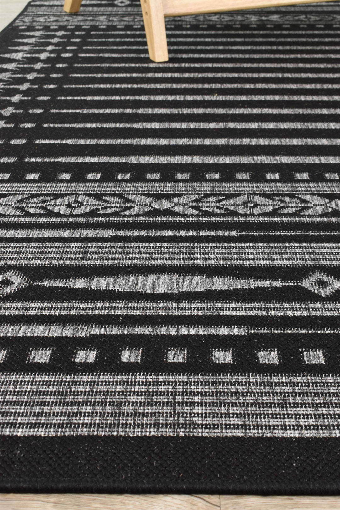 Long Island Dark Grey Rug 5609-DM9K
