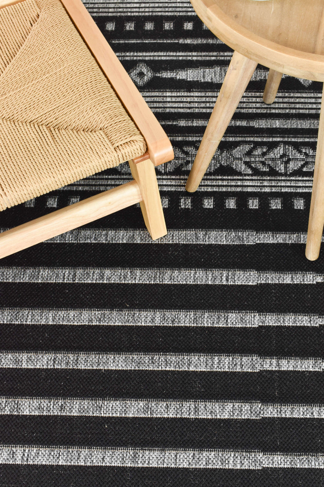 Long Island Dark Grey Rug 5609-DM9K