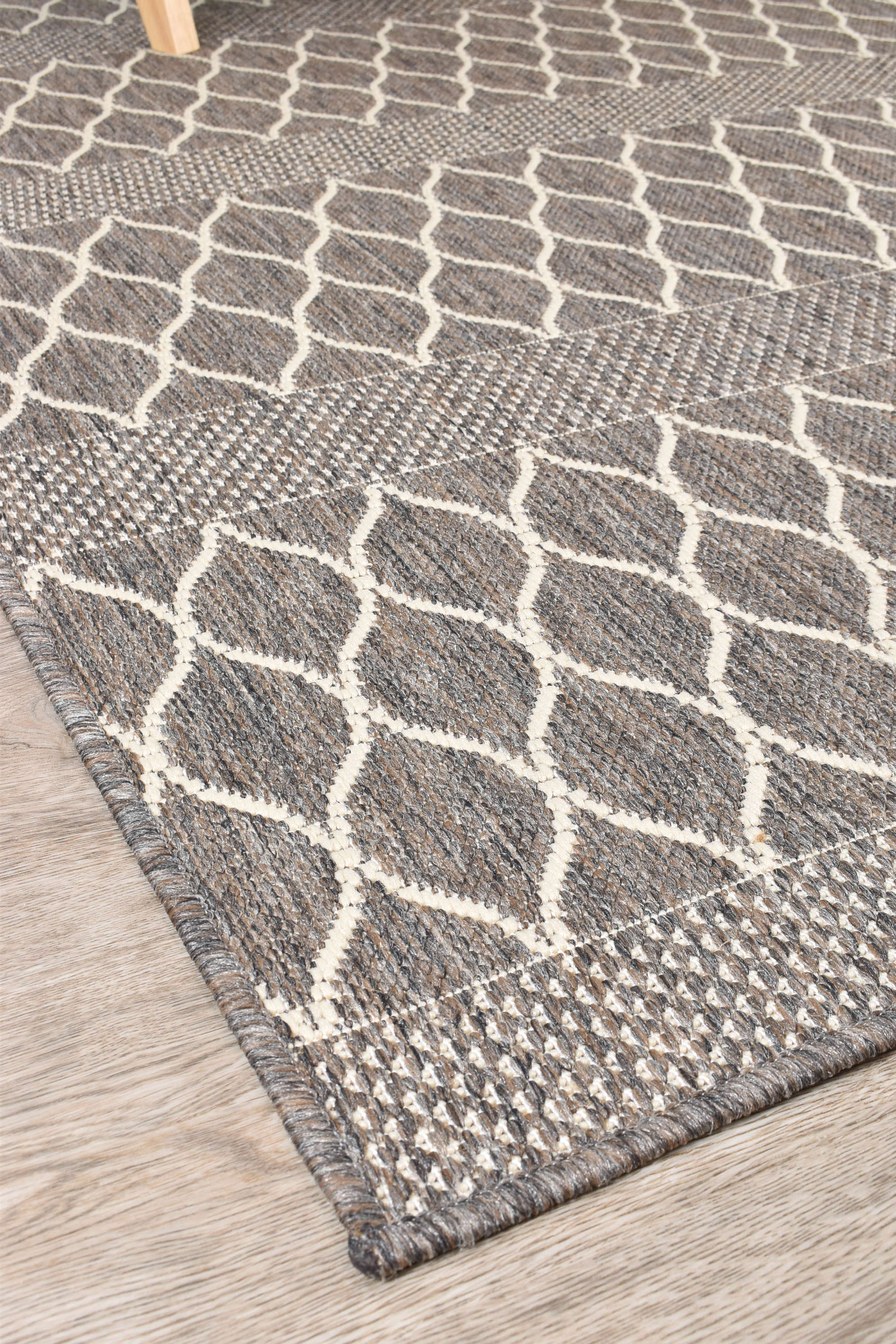 Long Island Brown Rug 6826-W71E