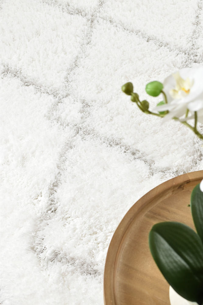 Mascot White Rug 8744A
