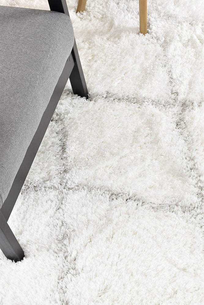 Mascot White Rug 8744A