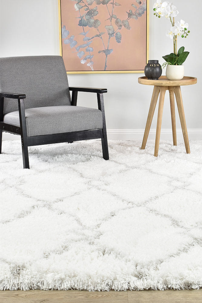 Mascot White Rug 8744A