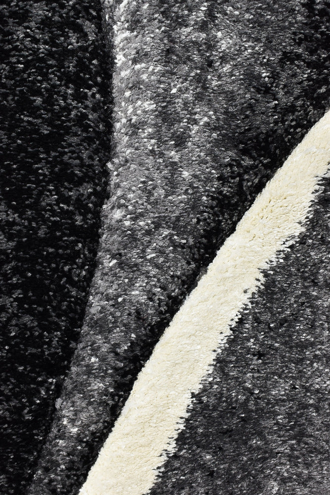 Millard 37 Dark Grey White Rug