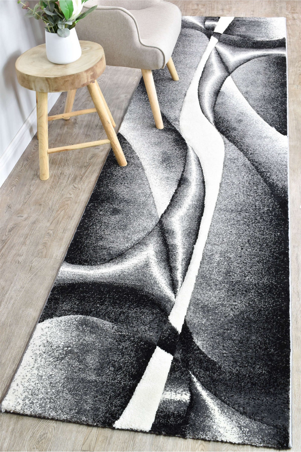 Nova 56A Light Grey Dark Grey Runner